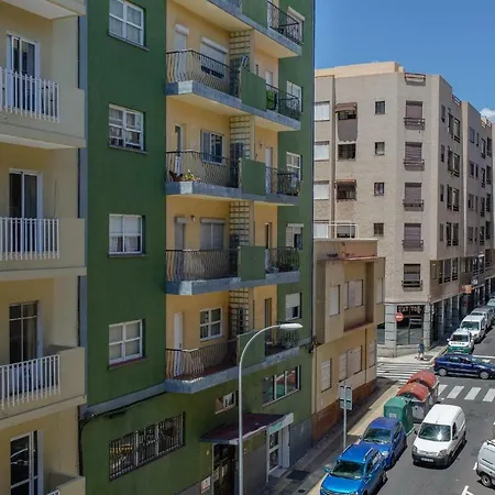 Modern Stylish City Apt Parking Wifi Balcony Appartement Santa-Cruz de Ténérife