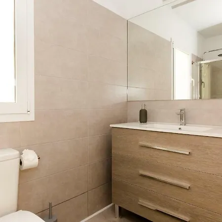 Appartement Modern Stylish City Apt Parking Wifi Balcony *