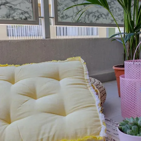 Modern Stylish City Apt Parking Wifi Balcony *